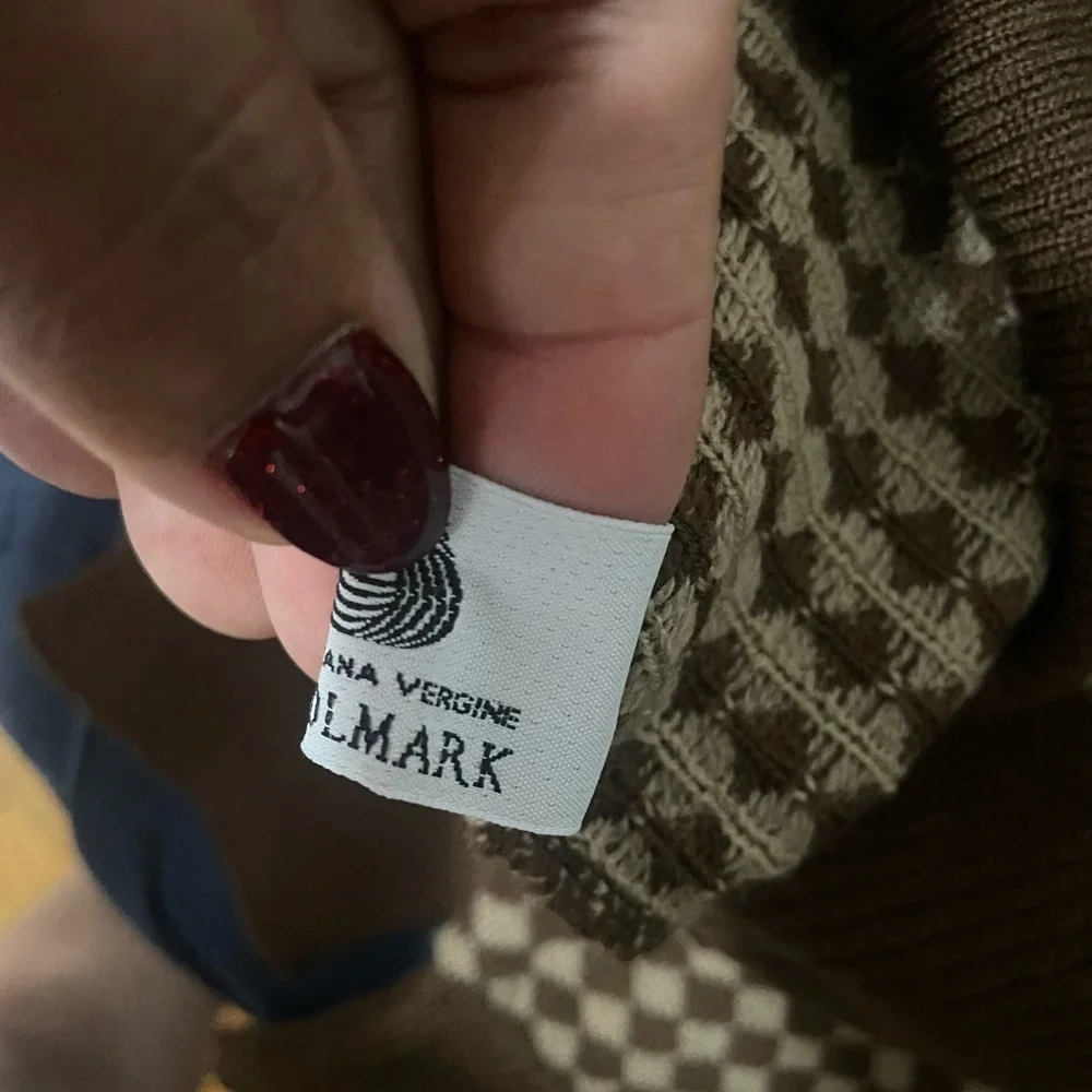 Como Sport Brown Houndstooth V-Neck Sweater